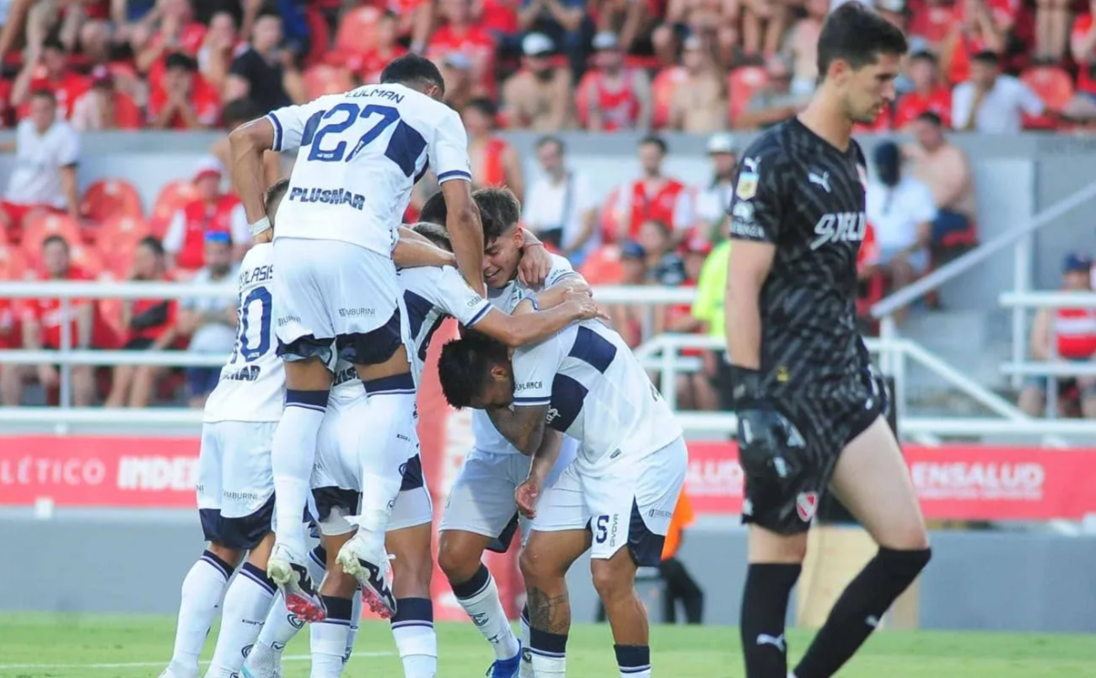 Soi kèo và nhận định Gimnasia L.P - Independiente