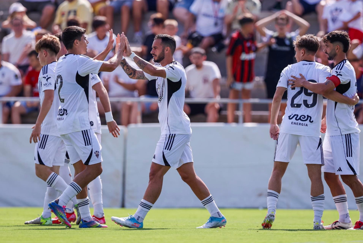 Dự đoán tỷ số Cultural Leonesa - Albacete: 2-3